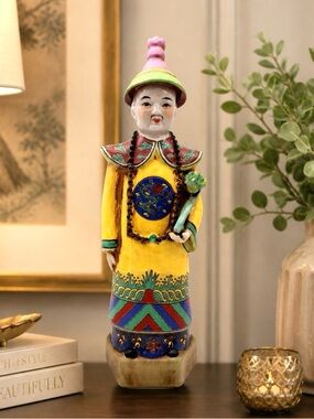 Pier 1 Imports Large Porcelein Chinese Emperor Kangxi Qing Dynasty Statue